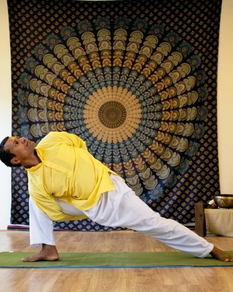 Yogi Rajan teaching an online Yoga Teacher Training class from Nepal