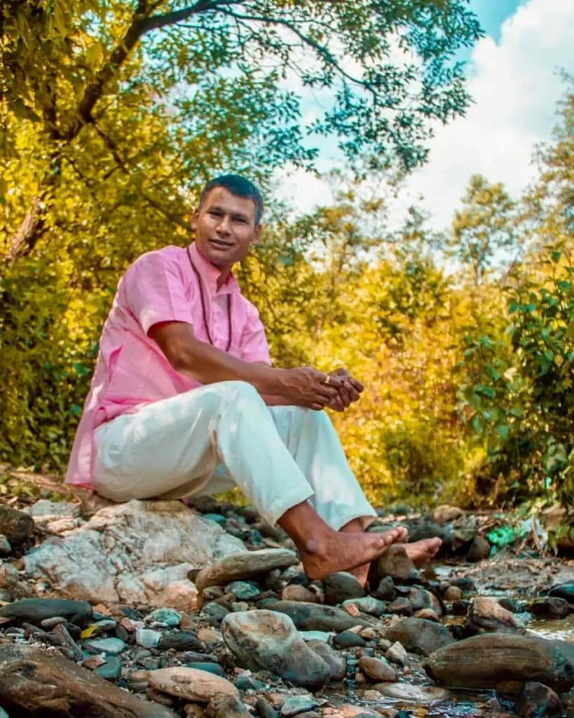 Yogi Rajan teaching an online yoga teacher training course from Nepal